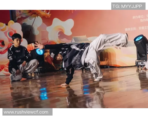 街舞团队协作全攻略从零基础到舞台之星的成长之路